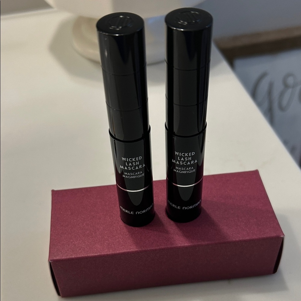 Merle Norman Wicked Mascara 
Black and brown